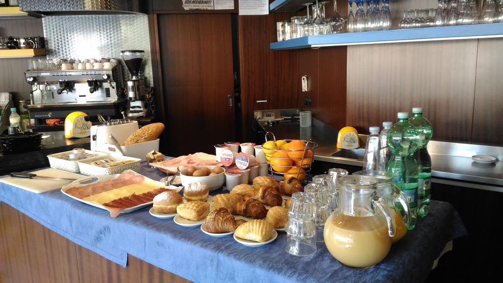Hotel Oasi Múggia المظهر الخارجي الصورة